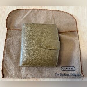 Vintage Coach Madison Compact Wallet